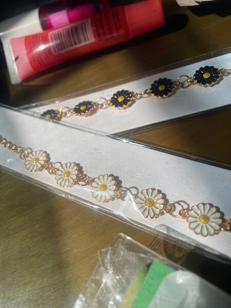 Floral Daisy Chain Bracelet