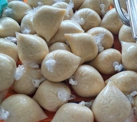 Attiéké frais cassava couscous