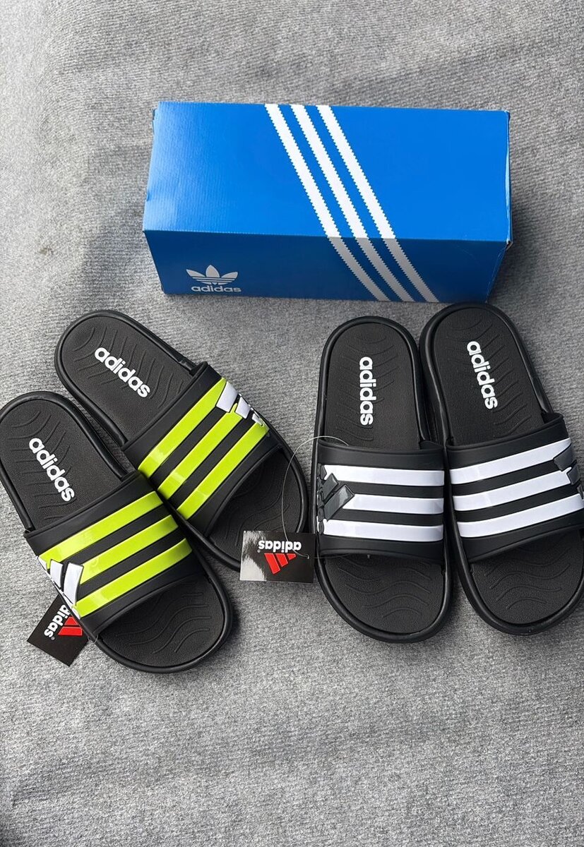 Adidas Claquettes Confortables