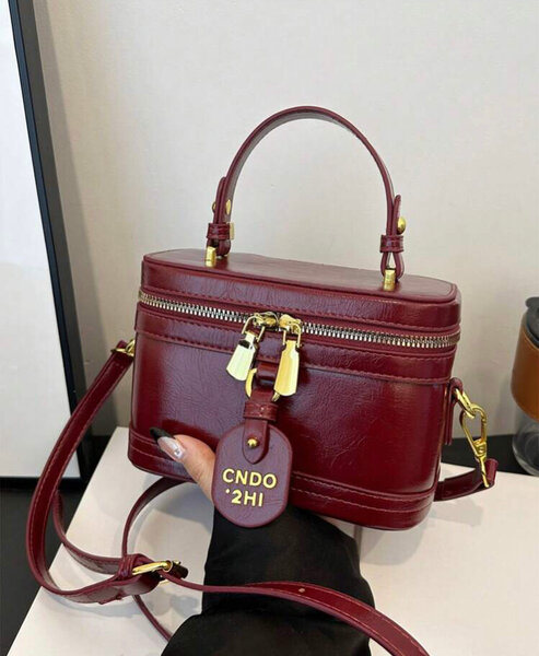 Mini sac à main en cuir élégant