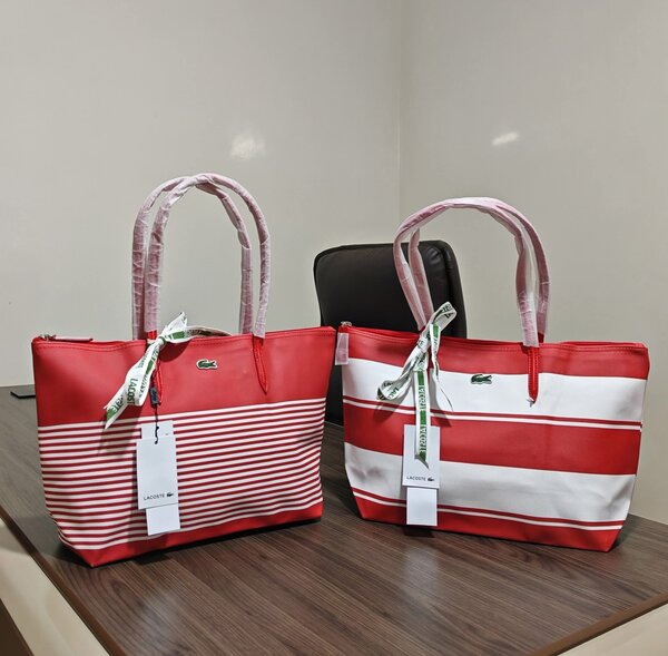 Sacs à main rayés en cuir