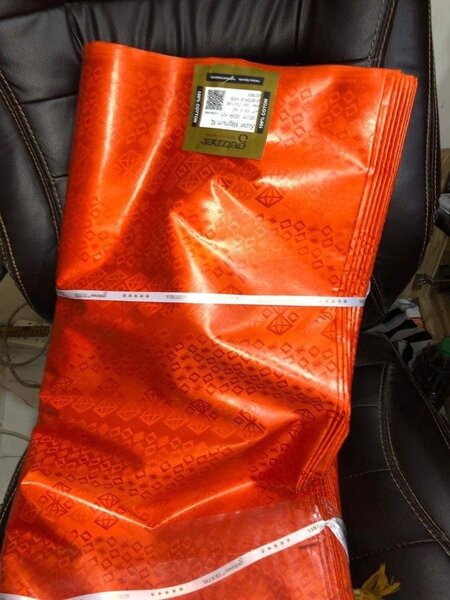 Bazin couleur unique