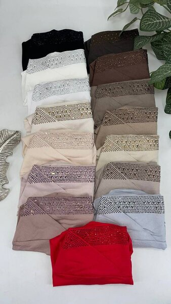 Бони со стразами