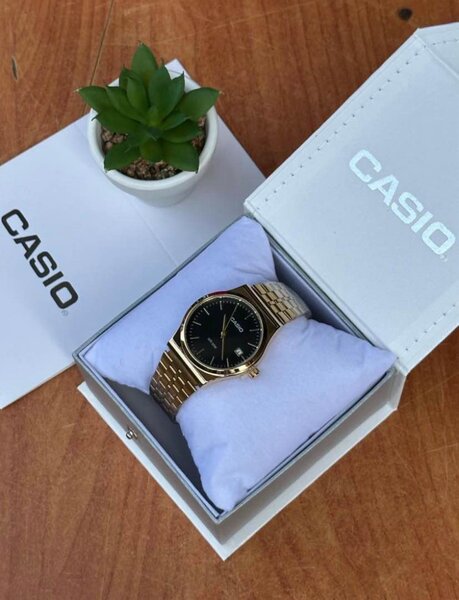 Montre Casio Femme Élégante