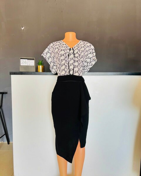  women's beautiful dress 