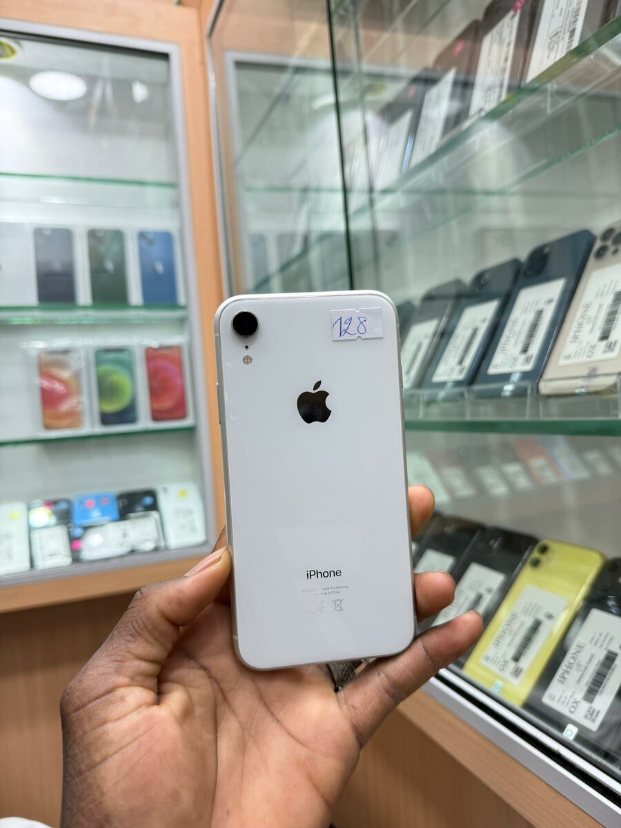 iPhone XR 128 Go Blanc Débloqué