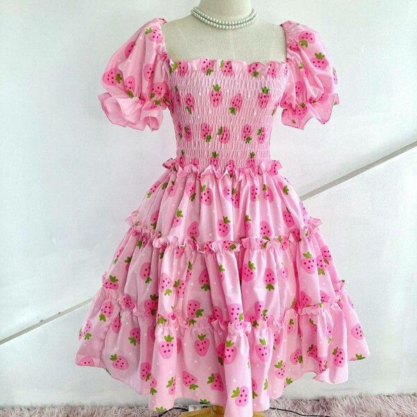 Robe d'été fraise rose