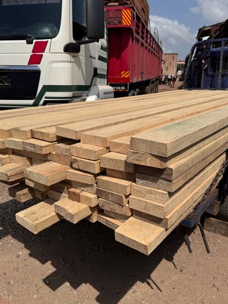 WOOD FOR ROOFING 2x6