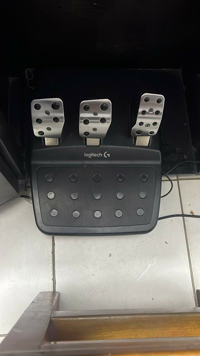 Set Volant et Pédales Logitech