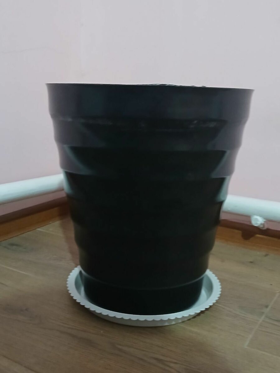 Горшок большой