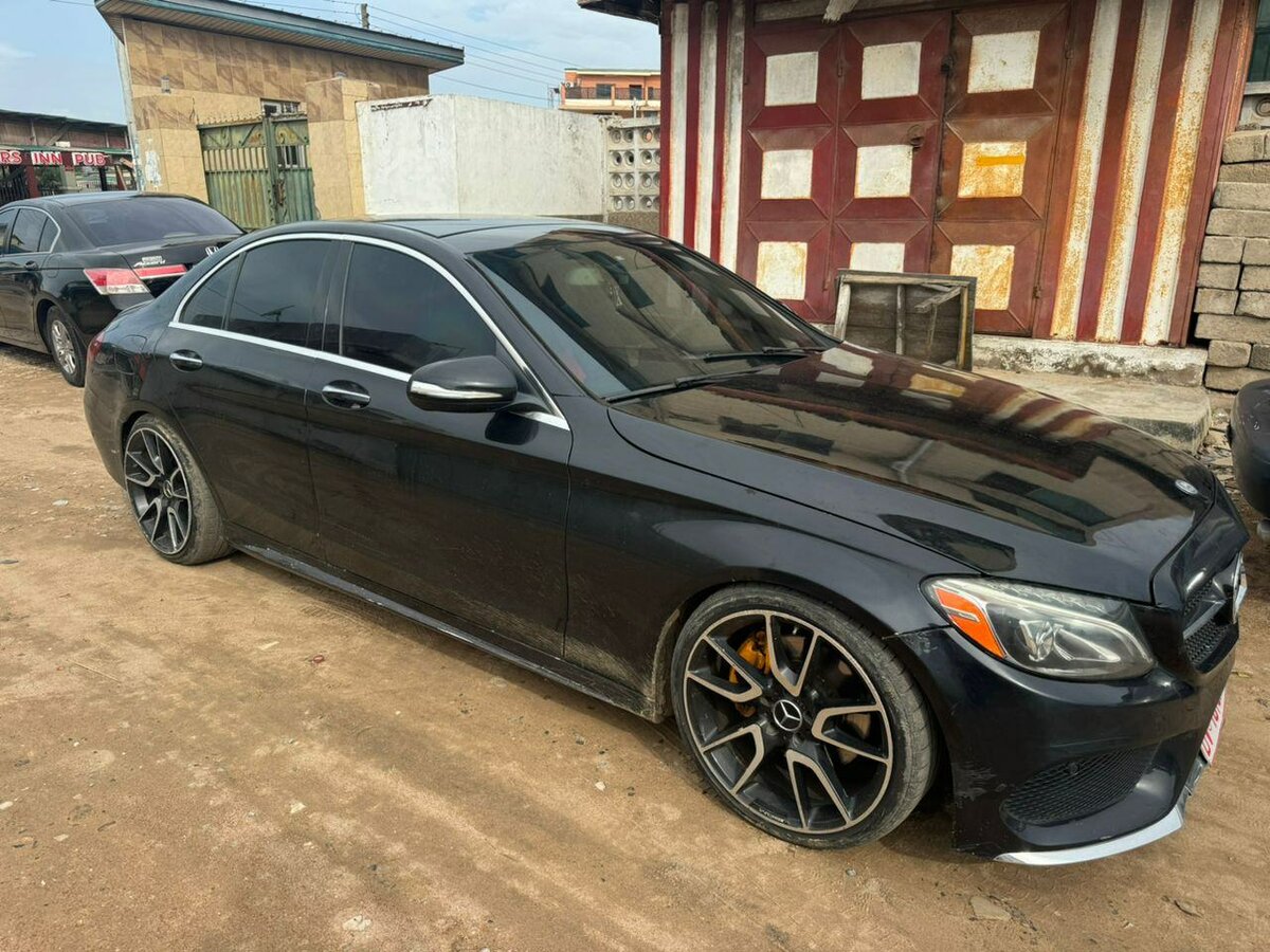 AMG C300 Mercedes Benz