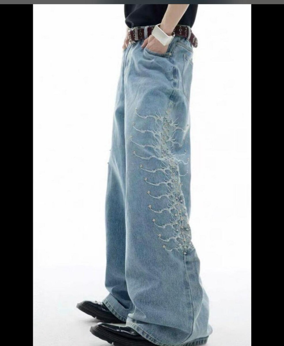 Jeans larges brodés style unique