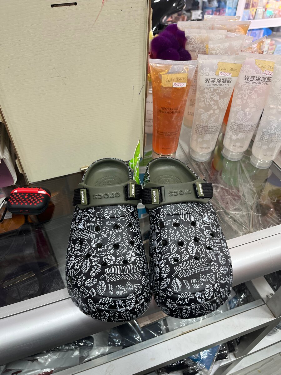 Crocs fleur authentique