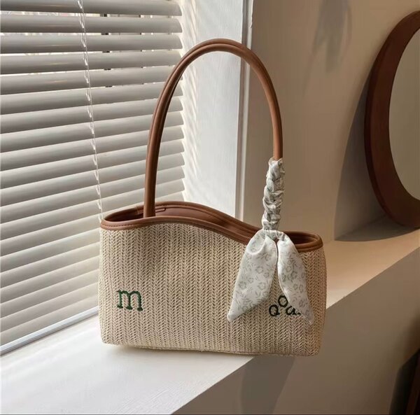 Sac cabas en paille avec poignée et ruban