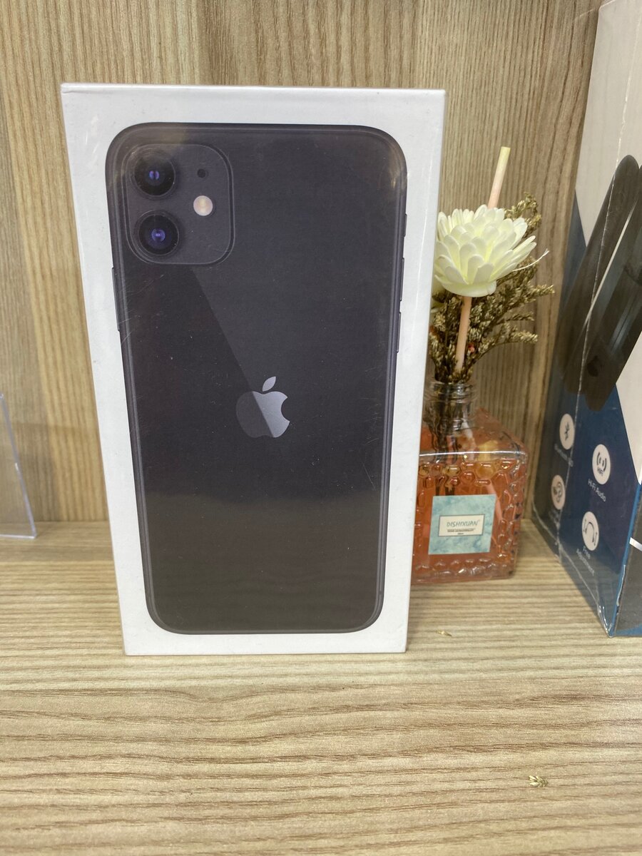 iPhone 11