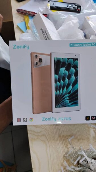 Tablet Zonify 7" ZS702
