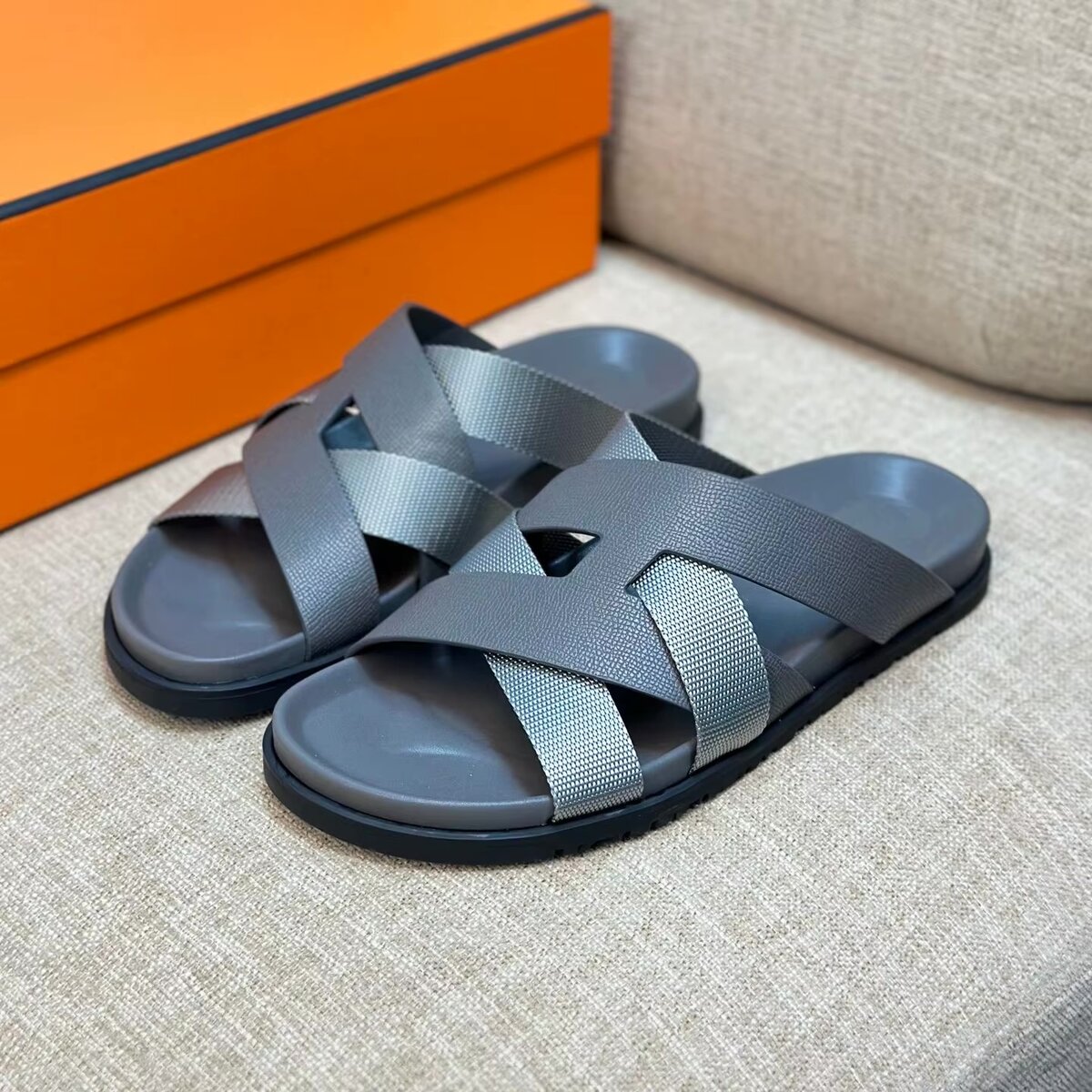 Sandales hermès croisées