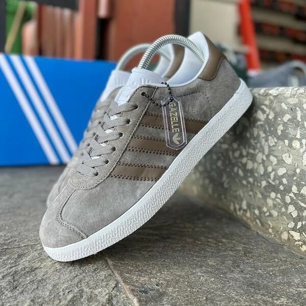 men's sneakers size 40-45