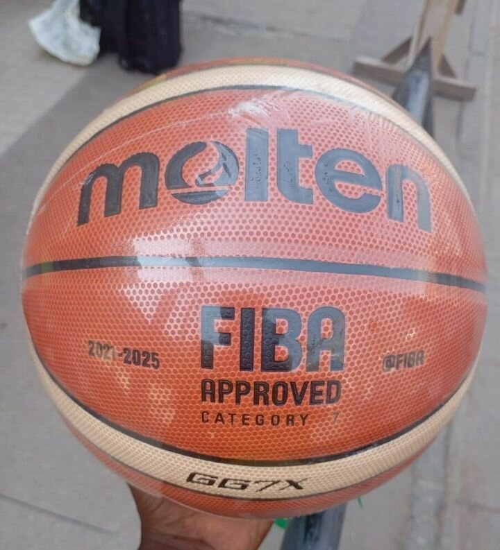 Ballon de basket Molten FIBA