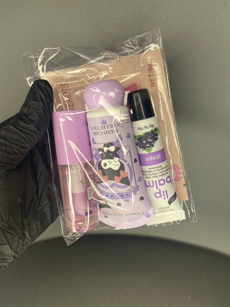 Ensemble de soins pour lèvres