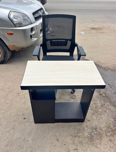 Ensemble Bureau et Chaise Confortable