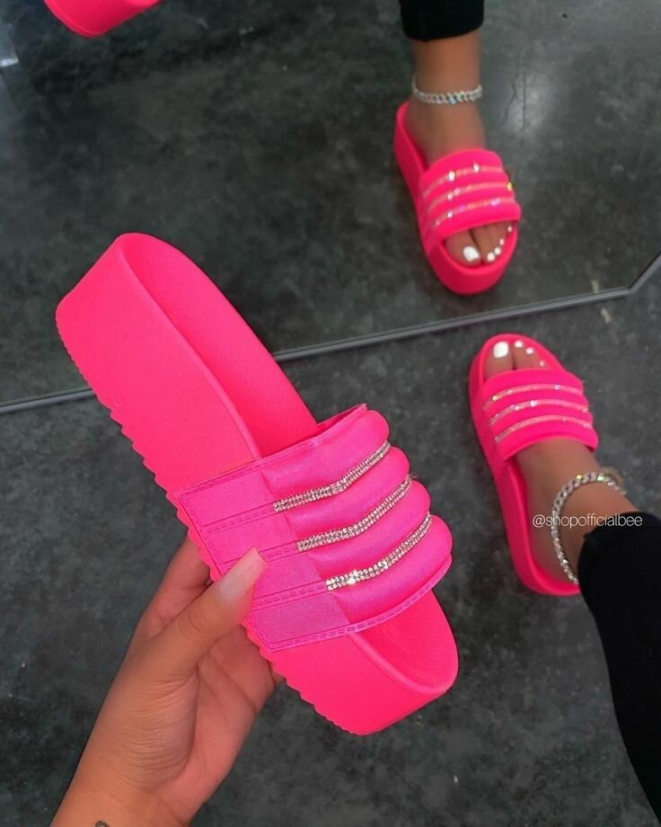 Women's slippers