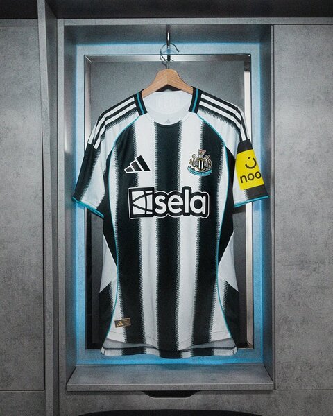Maillot de football rayé