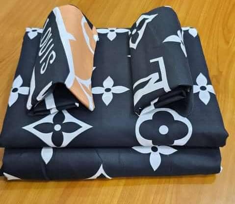 Double size bedsheets with pillow cases