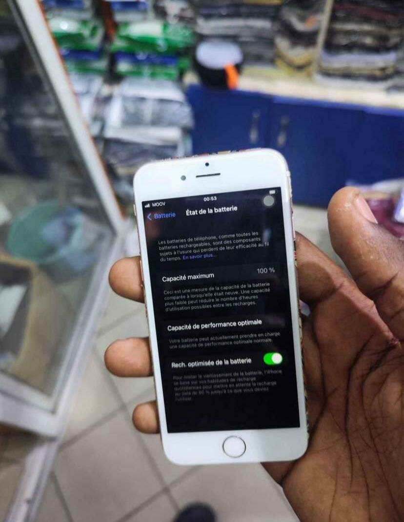 iPhone 7simple blanc 64 Go