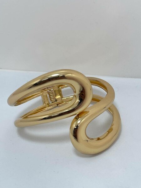 Bracelet doré moderne