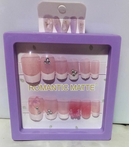 Ongles Faux Rose Romantique