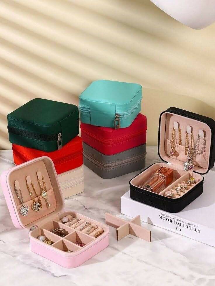 Organisateur de bijoux moderne