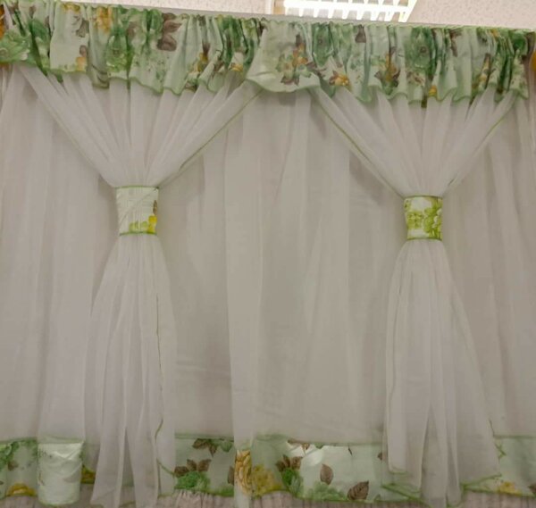 Kitchen curtain