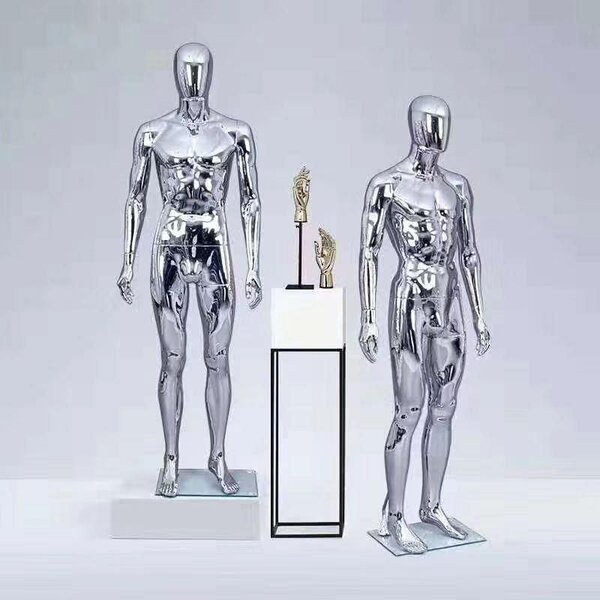 Mannequins design métallisé stylé