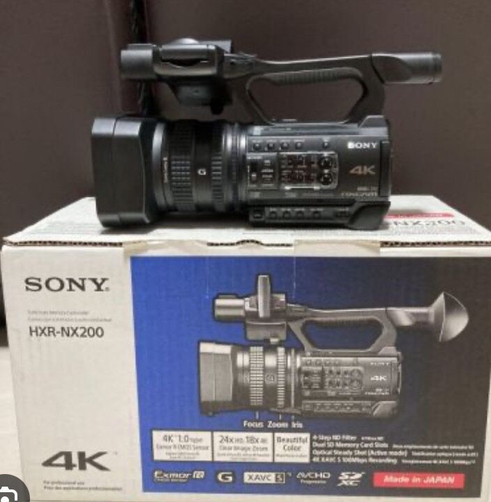 Caméscope Sony 4K HXR-NX200