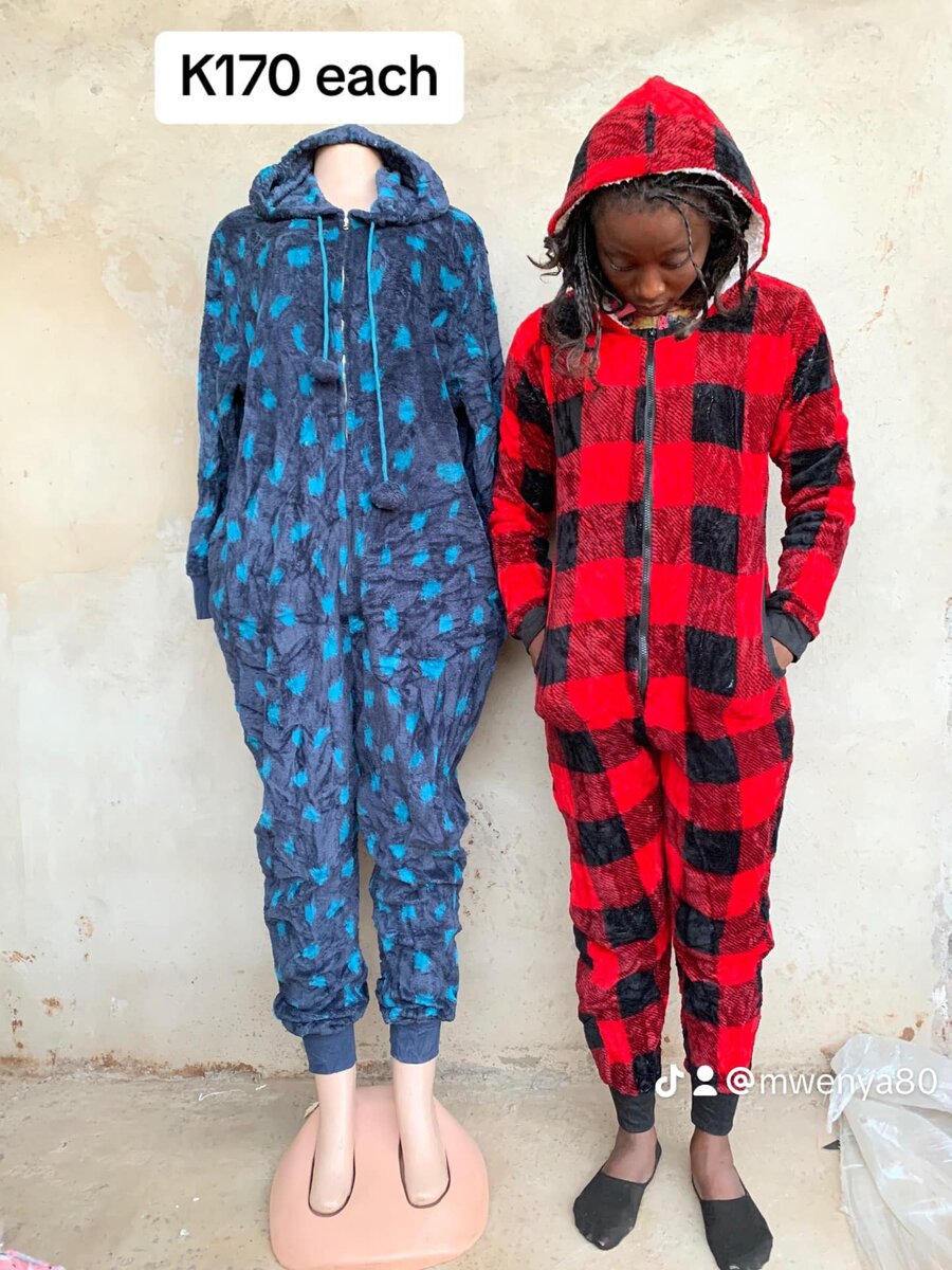 Beautiful and stylish children's jumpsuit