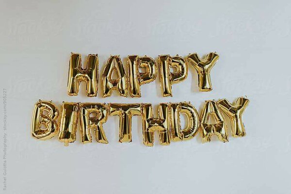 Ballon gonflable joyeux anniversaire 