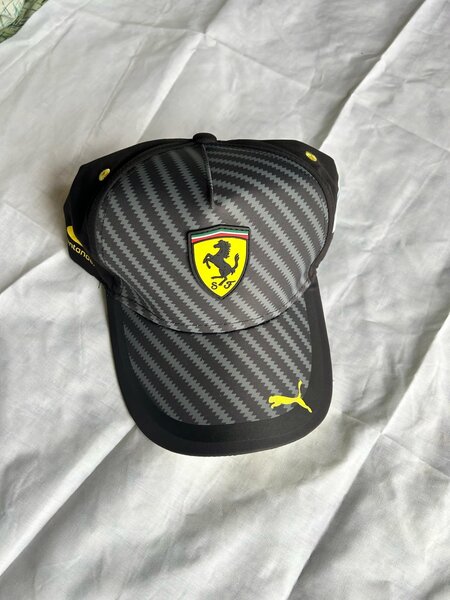 Scuderia Ferrari 2025 cap - F1