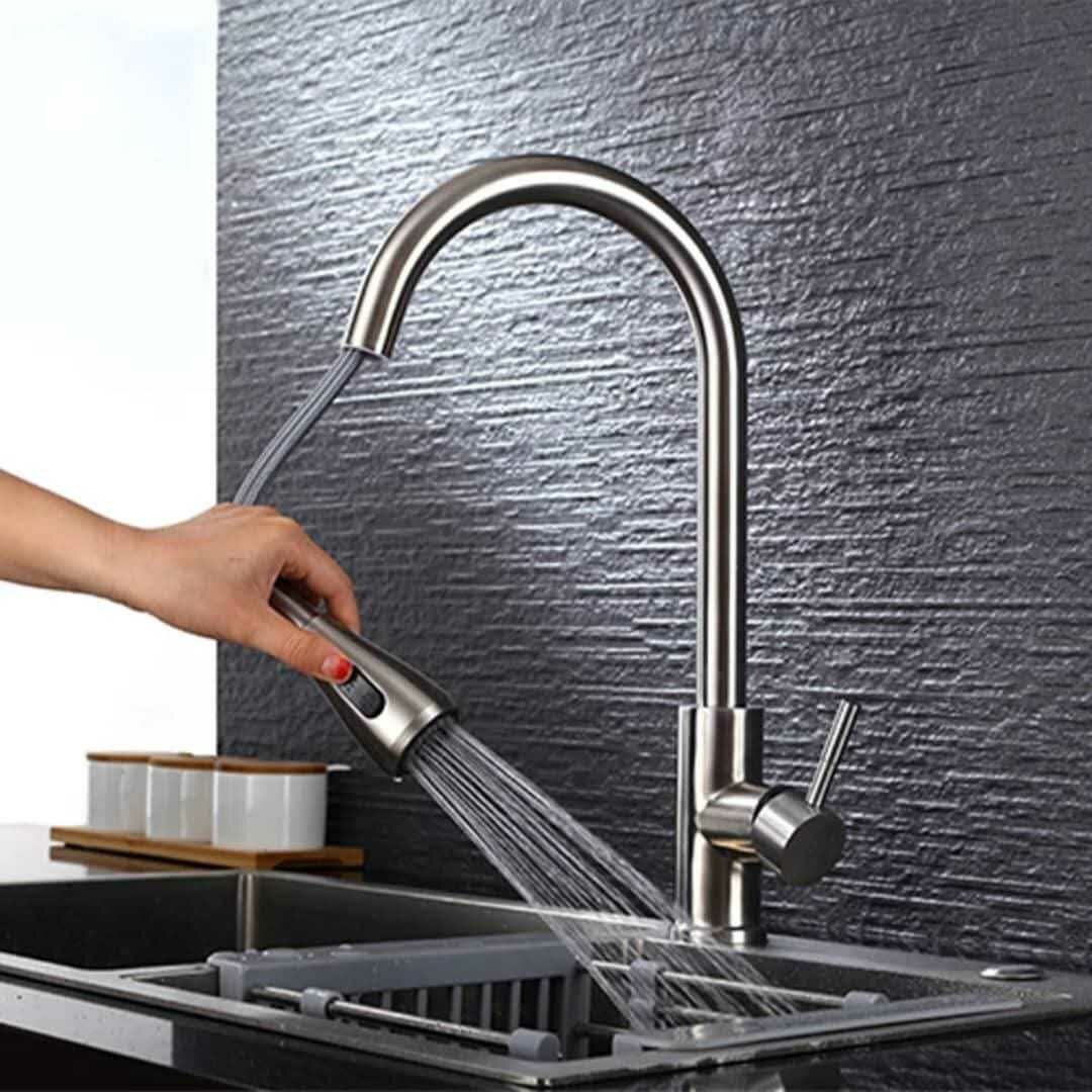 Robinet de cuisine pivotant