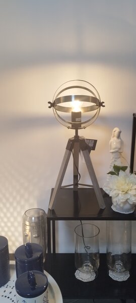 Lampe trépied rétro moderne