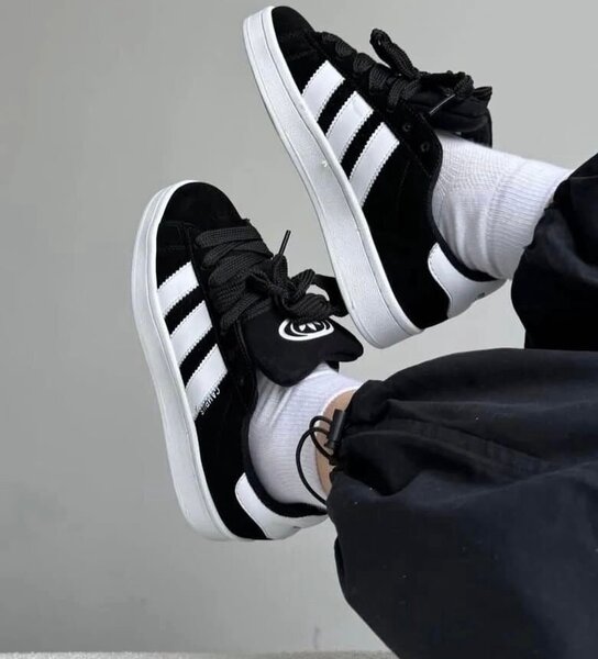 Baskets noires classiques