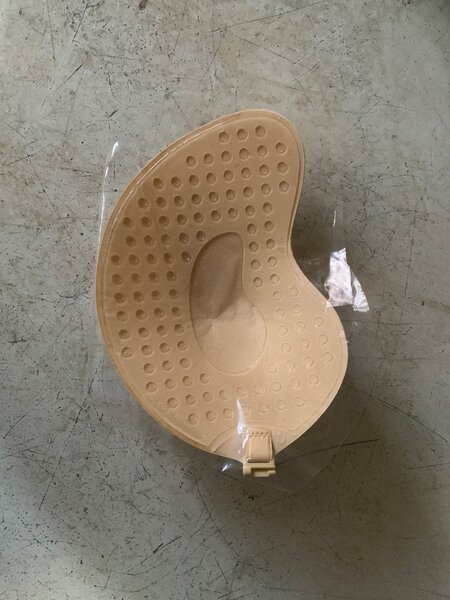 Soutien-gorge adhésif silicone