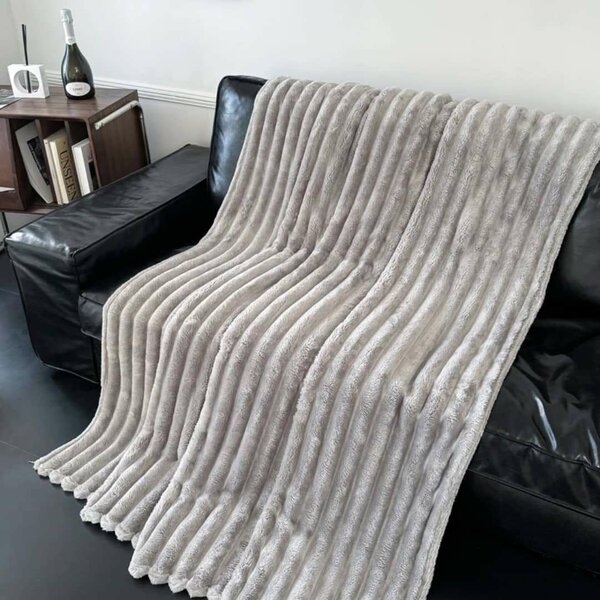 Plaid doux en fausse fourrure