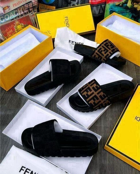 Quality FENDI slippers