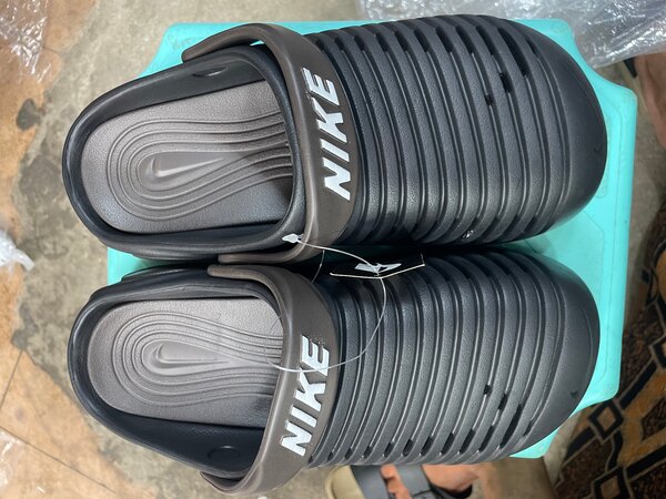 Sandales Nike Noir pour Homme