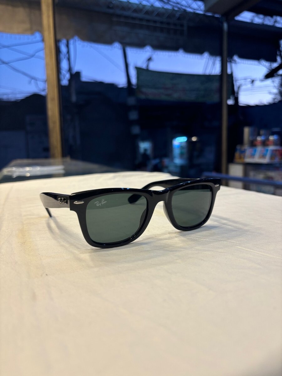 Ray Ban wafers