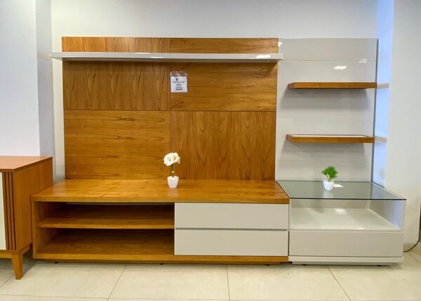 Meuble TV en bois moderne