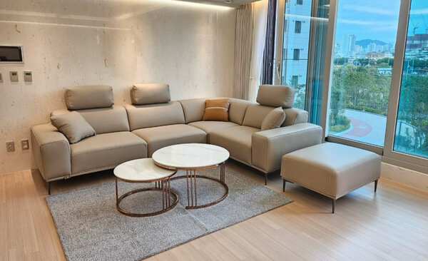 Canapé d'angle moderne en cuir