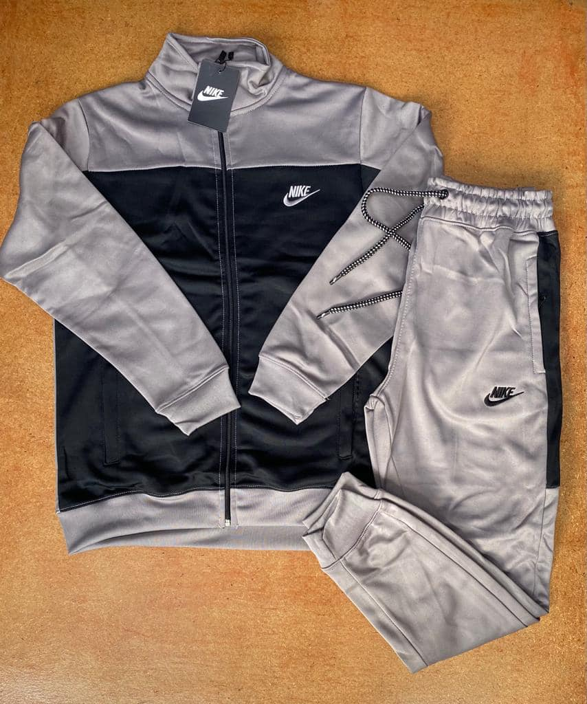Tracksuit gris