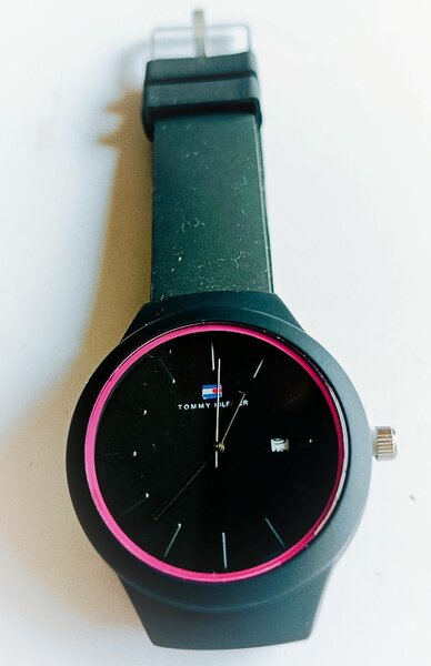 Montres colorées unisexes